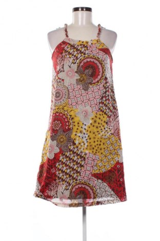 Sukienka Etam, Rozmiar S, Kolor Kolorowy, Cena 34,99 zł