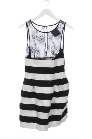 Rochie Guess, Mărime M, Culoare Multicolor, Preț 113,99 Lei