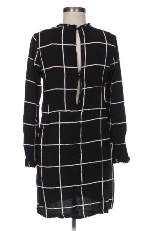 Šaty  H&M, Velikost M, Barva Vícebarevné, Cena  129,00 Kč