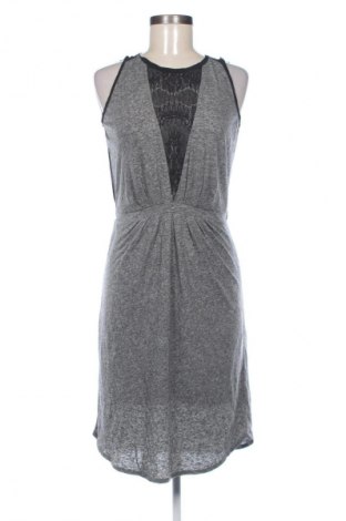 Φόρεμα In Wear, Μέγεθος XS, Χρώμα Γκρί, Τιμή 10,99 €