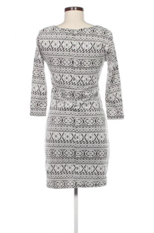 Kleid Jennifer Taylor, Größe M, Farbe Mehrfarbig, Preis € 1,99