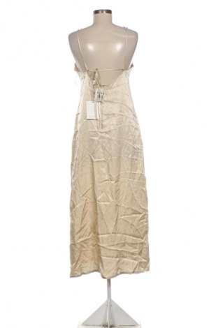 Ruha MSCH, Méret M, Szín Bézs, Ár 10 279 Ft