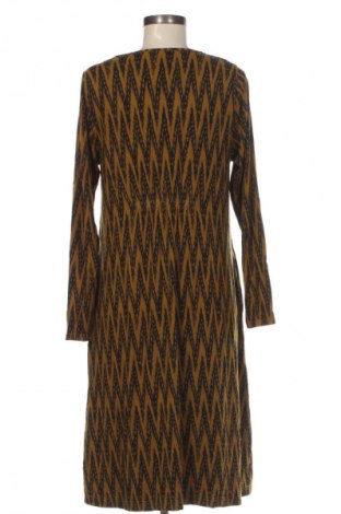 Kleid Masai, Größe M, Farbe Mehrfarbig, Preis 2,99 €