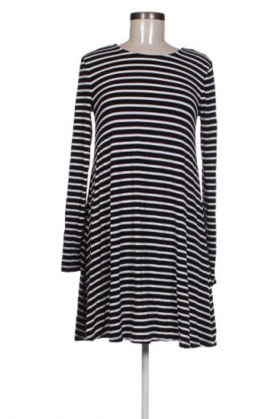 Рокля Old Navy, Размер M, Цвят Многоцветен, Цена 4,09 €