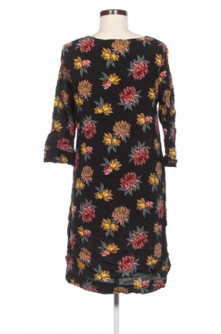 Kleid Pieces, Größe M, Farbe Mehrfarbig, Preis 1,99 €