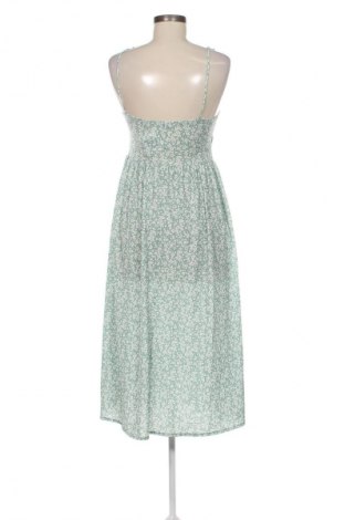 Rochie Pull&Bear, Mărime XS, Culoare Multicolor, Preț 27,99 Lei