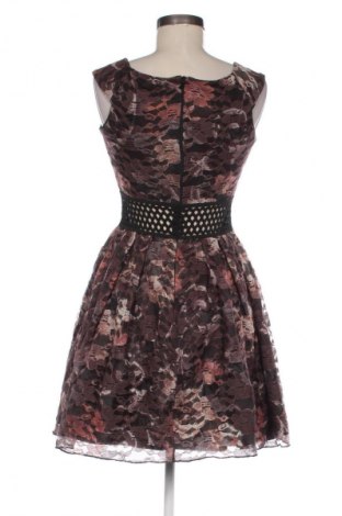 Šaty  Rinascimento, Velikost S, Barva Vícebarevné, Cena  699,00 Kč