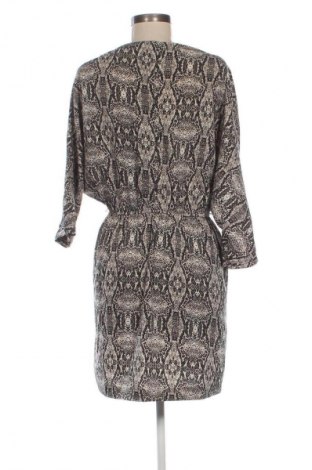 Kleid Sfera, Größe M, Farbe Mehrfarbig, Preis 3,99 €