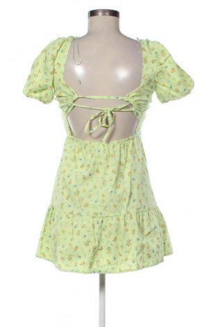 Kleid Stradivarius, Größe S, Farbe Mehrfarbig, Preis € 5,99