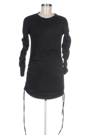 Ruha Tippy, Méret M, Szín Fekete, Ár 669 Ft