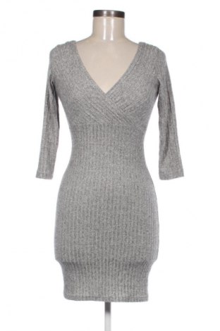 Ruha Unbranded, Méret M, Szín Szürke, Ár 2 299 Ft