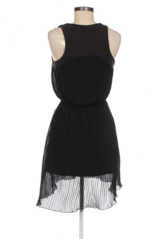 Ruha Unbranded, Méret M, Szín Fekete, Ár 3 339 Ft