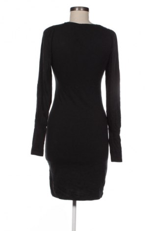 Kleid Vero Moda, Größe XS, Farbe Schwarz, Preis 2,99 €