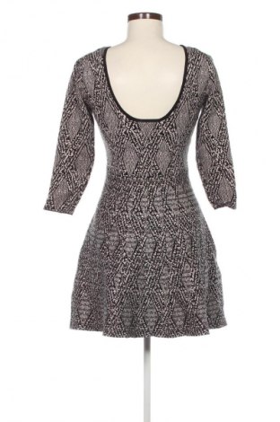 Kleid Zara, Größe M, Farbe Mehrfarbig, Preis € 4,99