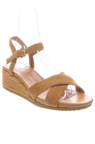 Σανδάλια Geox, Μέγεθος 39, Χρώμα  Μπέζ, Τιμή 88,99 €