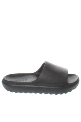 Papuci Adidas, Mărime 38, Culoare Negru, Preț 200,99 Lei, #137795802