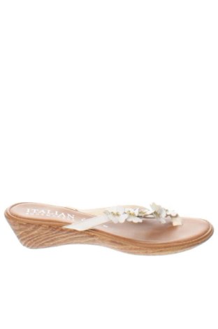 Papucs Unbranded, Méret 40, Szín Fehér, Ár 9 220 Ft, #137782201