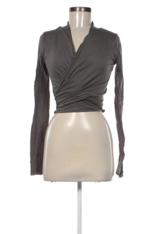 Bluză de femei Unbranded, Mărime S, Culoare Gri, Preț 52,49 Lei, #137783006
