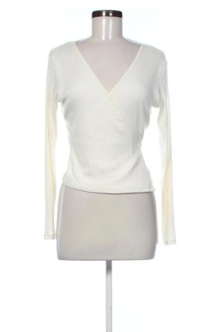 Bluză de femei Unbranded, Mărime M, Culoare Ecru, Preț 52,49 Lei, #137799286