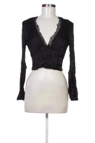 Дамска риза Bershka, Размер M, Цвят Черен, Цена 12,76 €, #137788503
