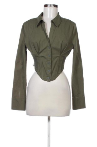 Дамска риза Bershka, Размер L, Цвят Зелен, Цена 13,00 €, #137789439