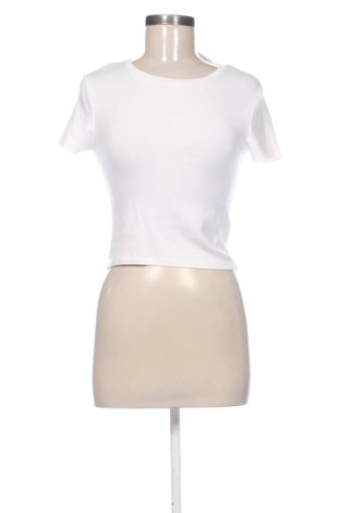 Tricou de femei Stradivarius, Mărime M, Culoare Alb, Preț 46,00 Lei, #137753611