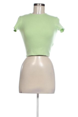 Tricou de femei Bershka, Mărime S, Culoare Verde, Preț 47,24 Lei, #137759135