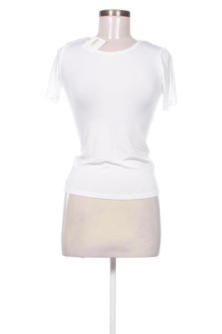 Tricou de femei Everybody, Mărime S, Culoare Alb, Preț 196,32 Lei, #137766908