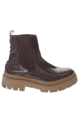 Botine de damă Marco Tozzi, Mărime 41, Culoare Maro, Preț 304,45 Lei, #137780963