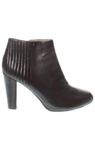 Női bokacsizma Unbranded, Méret 39, Szín Barna, Ár 21 280 Ft, #137793449