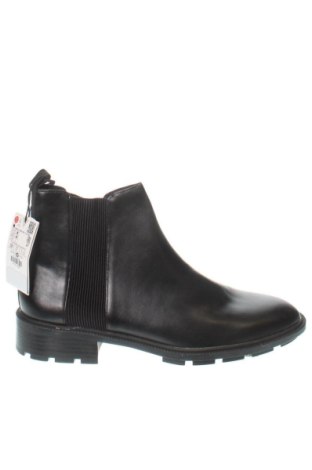 Botine de damă Zara, Mărime 39, Culoare Negru, Preț 250,00 Lei, #137774819