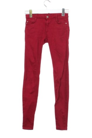 Blugi de femei Bershka, Mărime XS, Culoare Roșu, Preț 89,66 Lei, #137749198