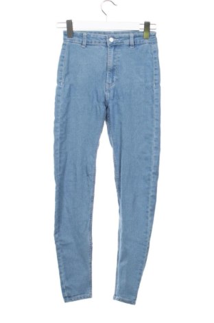 Дамски дънки Bershka, Размер XXS, Цвят Син, Цена 10,00 €, #137755802
