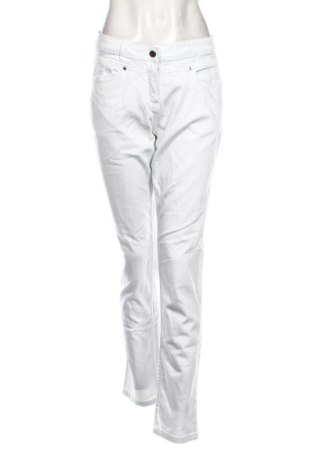 Blugi de femei Unbranded, Mărime M, Culoare Alb, Preț 41,99 Lei, #137765287