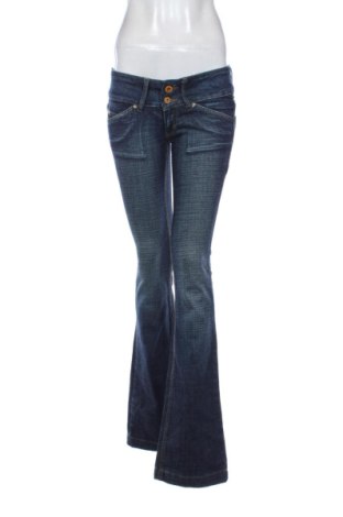 Дамски дънки Bershka, Размер L, Цвят Син, Цена 13,00 €, #137767701
