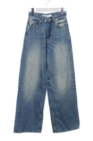 Blugi de femei Bershka, Mărime XS, Culoare Albastru, Preț 145,29 Lei, #137768912
