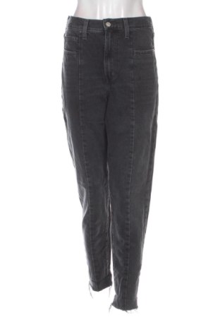 Дамски дънки Levi's, Размер M, Цвят Сив, Цена 34,00 €, #137771207