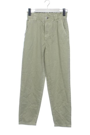 Damskie jeansy Stradivarius, Rozmiar XS, Kolor Zielony, Cena 65,38 zł, #137780506