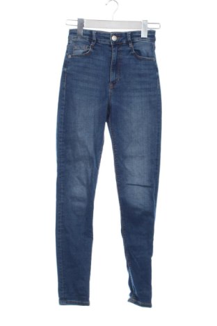 Blugi de femei Pull&Bear, Mărime XXS, Culoare Albastru, Preț 78,74 Lei, #137792077