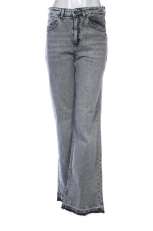 Női farmernadrág Massimo Dutti, Méret M, Szín Szürke, Ár 13 579 Ft, #137793355