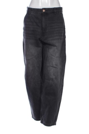Női farmernadrág Bershka, Méret M, Szín Fekete, Ár 5 269 Ft, #137796145