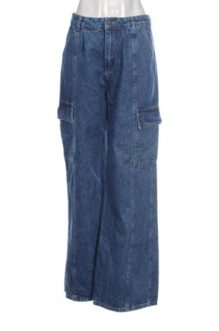 Blugi de femei Trendyol, Mărime M, Culoare Albastru, Preț 110,23 Lei, #137798997