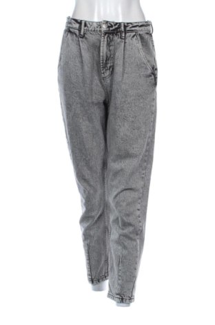 Blugi de femei Unbranded, Mărime M, Culoare Gri, Preț 78,00 Lei, #137745273