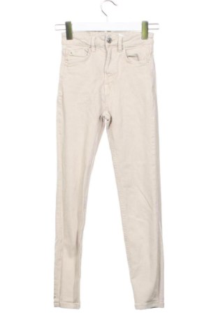 Blugi de femei Stradivarius, Mărime XXS, Culoare Ecru, Preț 70,00 Lei, #137751128