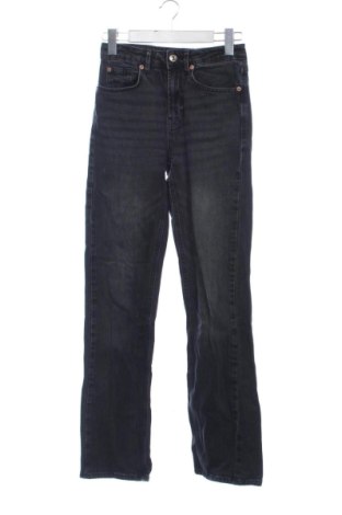 Дамски дънки Stradivarius, Размер XS, Цвят Черен, Цена 27,00 €, #137799748