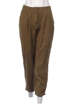 Pantaloni de velvet de femei Essentiel, Mărime M, Culoare Verde, Preț 182,26 Lei, #137790639