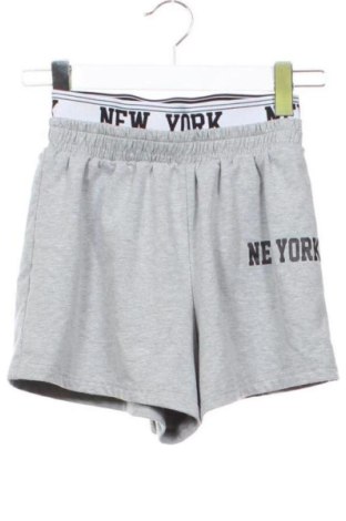 Pantaloni scurți de femei Unbranded, Mărime XXS, Culoare Gri, Preț 62,00 Lei, #137748787