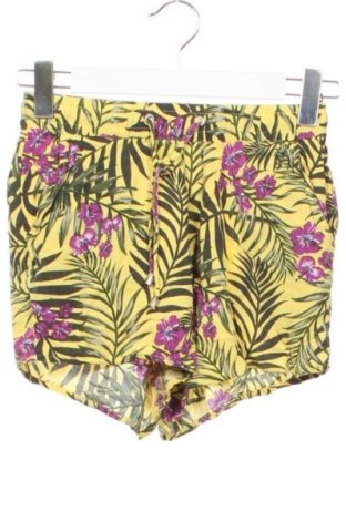 Pantaloni scurți de femei Cubus, Mărime XS, Culoare Multicolor, Preț 31,49 Lei, #137749317