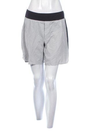 Pantaloni scurți de femei On, Mărime L, Culoare Multicolor, Preț 120,73 Lei, #137752314