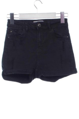 Pantaloni scurți de femei Bershka, Mărime XS, Culoare Negru, Preț 52,49 Lei, #137775189
